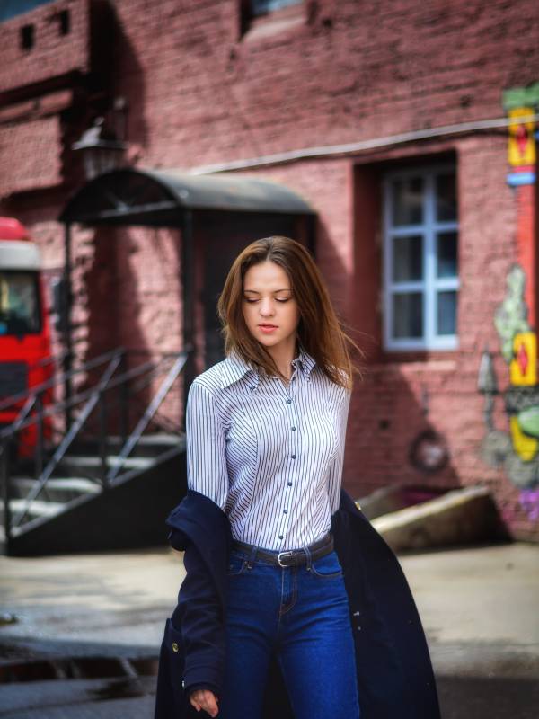 Model Elena Apostolova | ATR.ONE