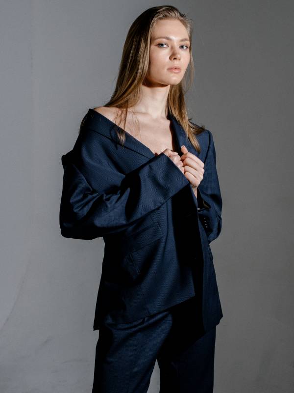 Model Yulia Konopleva | ATR.ONE